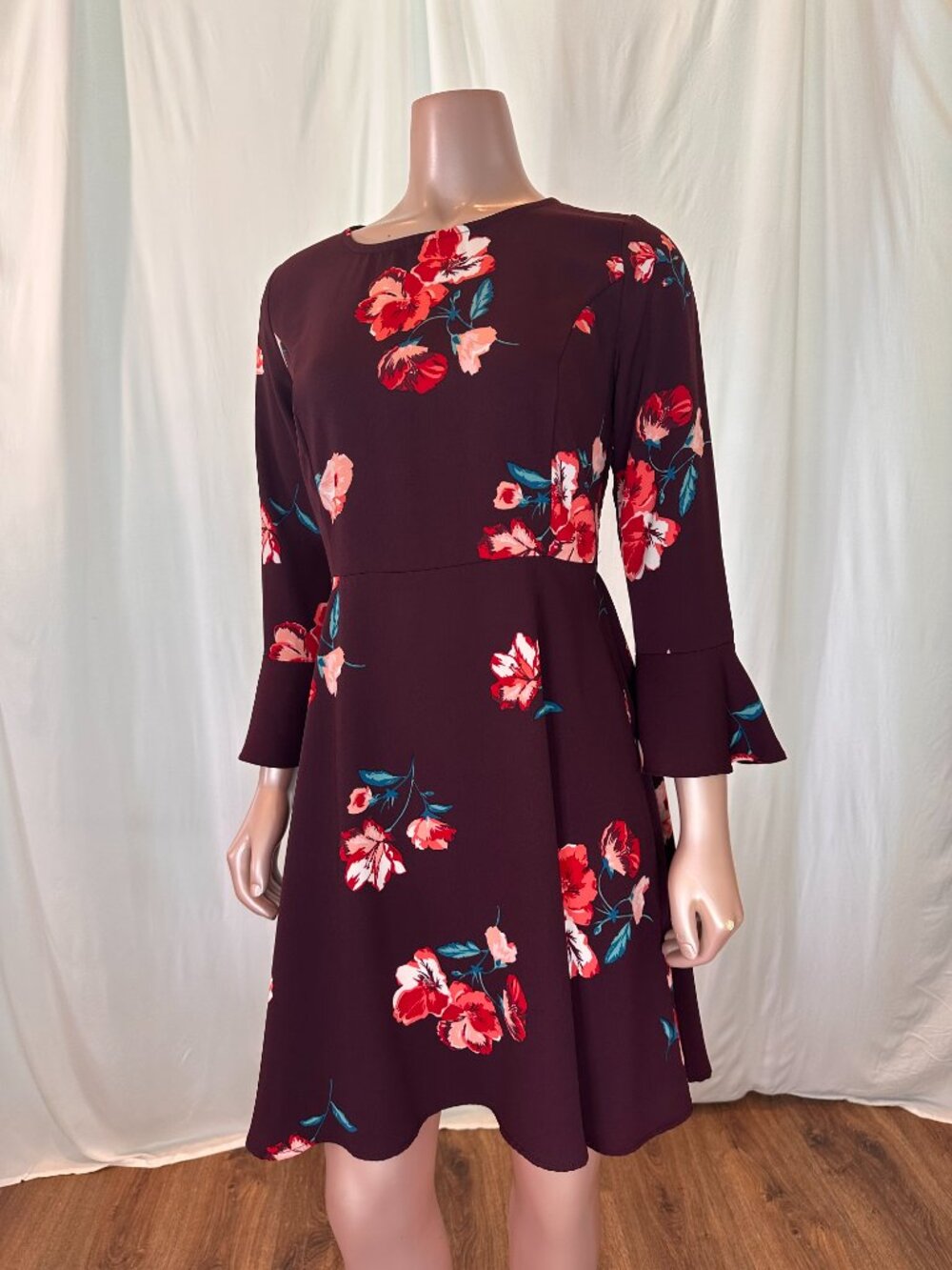 Old Navy Burgundy Floral Fit & Flare Bell Sleeve Dress | Small | A-1825 - Picture 4 of 16